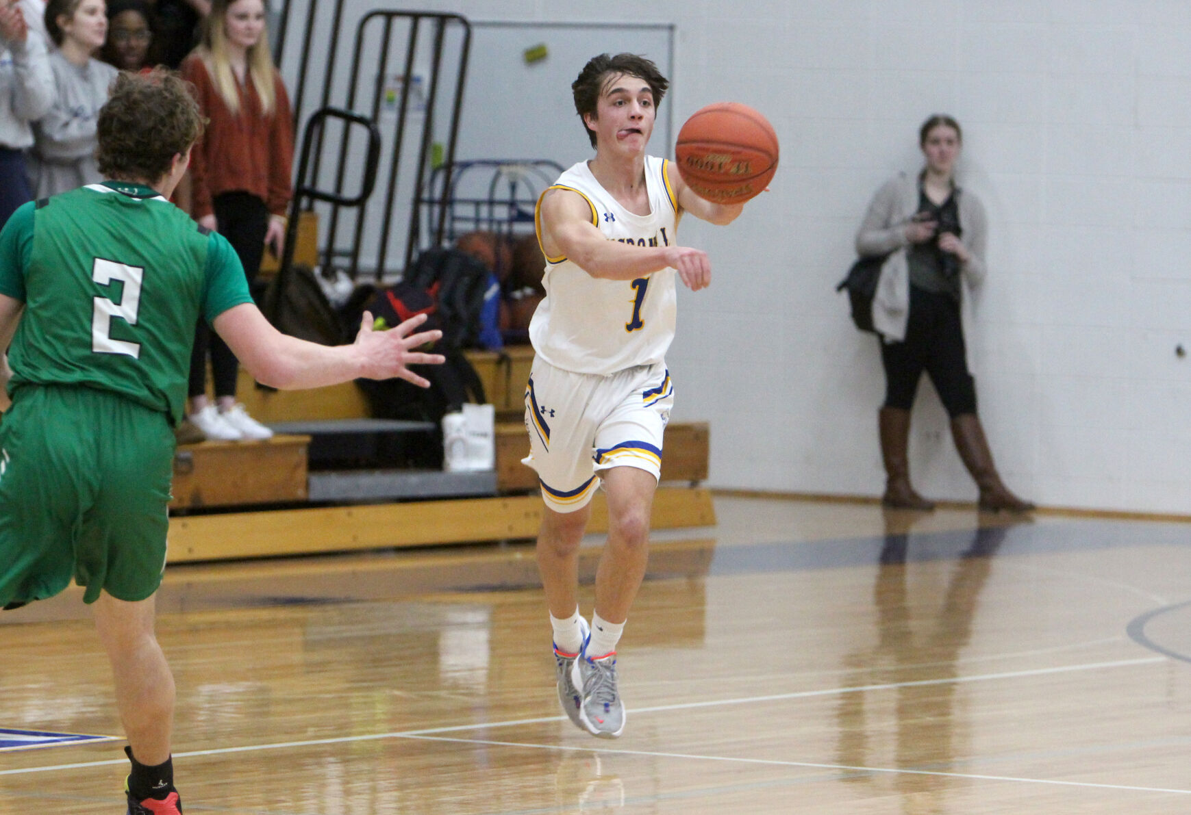 Prairie Farm at McDonell boys basketball 3-1-22